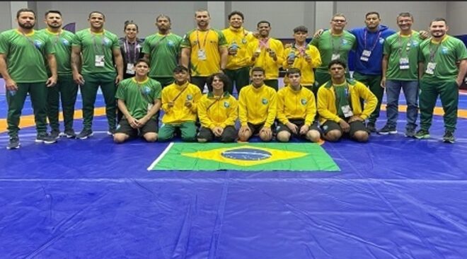 Wrestling brasileiro comemora título mundial 1