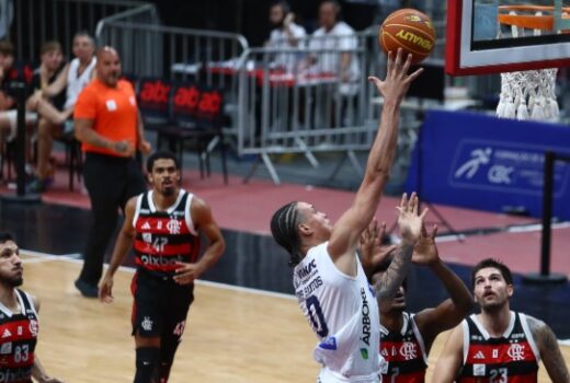 São José Basketball vence o Flamengo no Rio 7