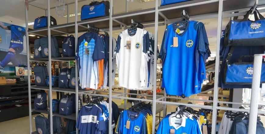 São José mantém uniformes e patrocinadores 1