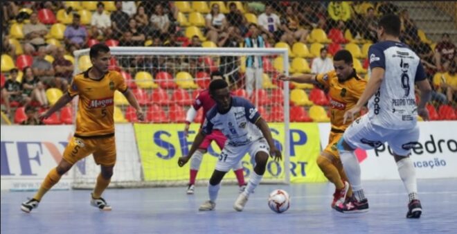 São José Futsal fica em desvantagem nas finais 1