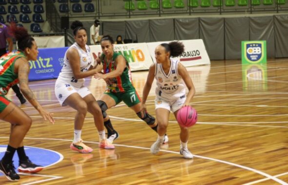 Basquete feminino joseense permanece na Liga 1