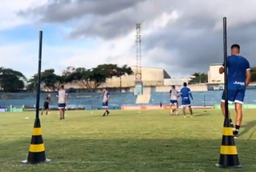 Taubaté já vende ingressos para a estreia 12