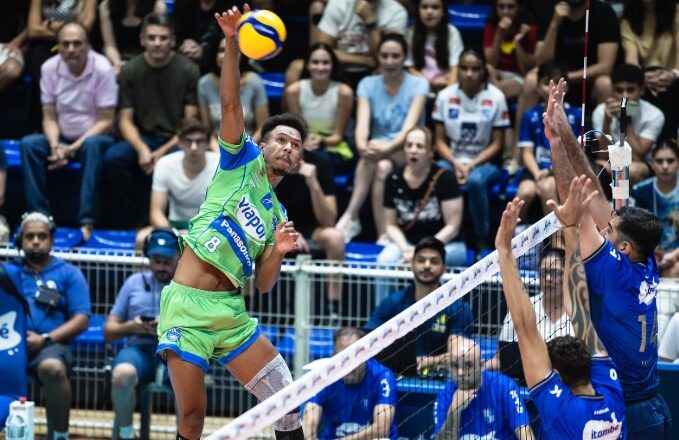 Vôlei São José inicia returno perdendo em Minas 1