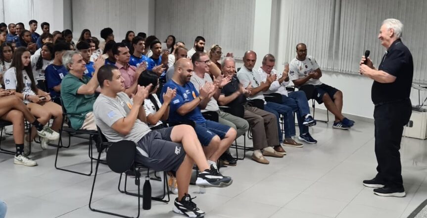 Semana do basquete teve palestra com referência 1