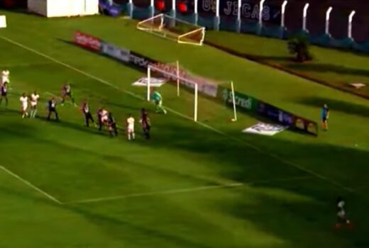 Taubaté vence de virada e fica mais perto da vaga 9