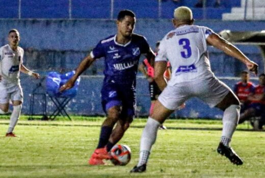 Taubaté vence de virada e volta ao G8 13