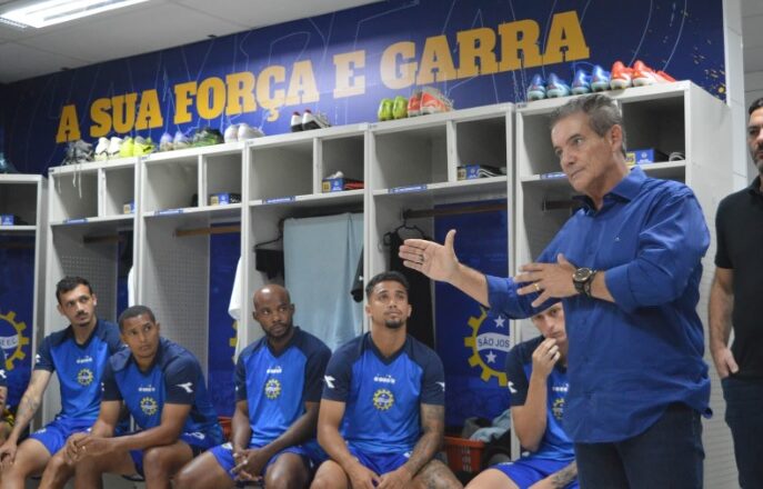 São José joga por reabilitação na estreia de técnico 1