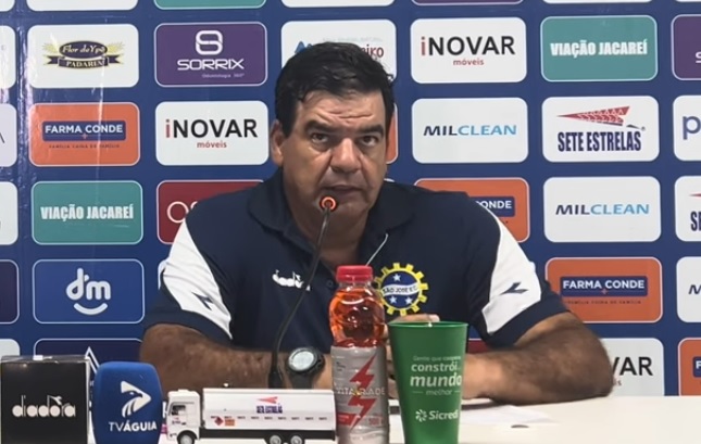 São José perde novamente e crise derruba técnico 2