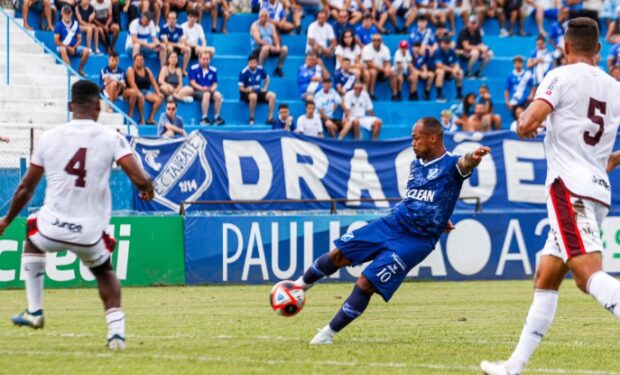 Taubaté perde na primeira de duas em casa 1