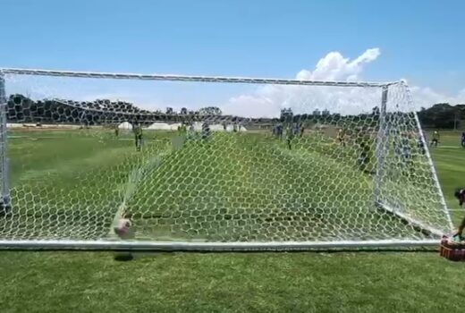 São José pressionado visita concorrente empolgado 10