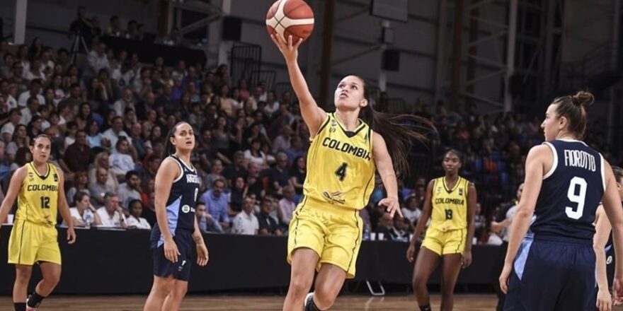 Basquete feminino joseense contrata colombiana 1