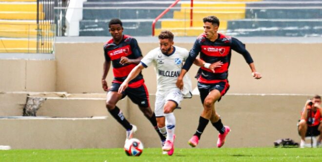 Taubaté arranca empate e segue bem posicionado 1