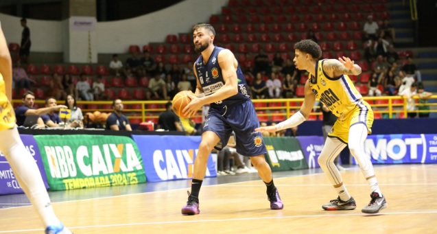 São José Basketball cede empate e perde no extra 1