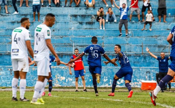 Taubaté reencontra a vitória e sobe na classificação 1
