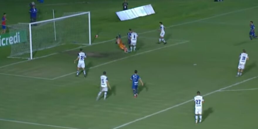 Taubaté leva o Clássico do Vale e vai pelo acesso 1