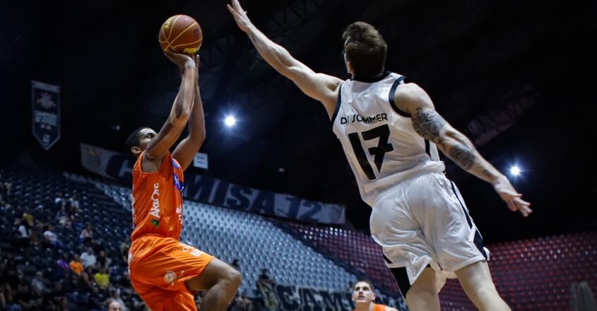 Basquete joseense alcança reabilitação no NBB 1