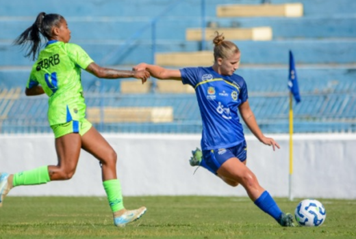 Futebol feminino da região começa com derrotas 13