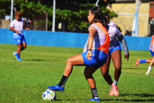 Taubaté feminino anuncia mais uma atacante 15