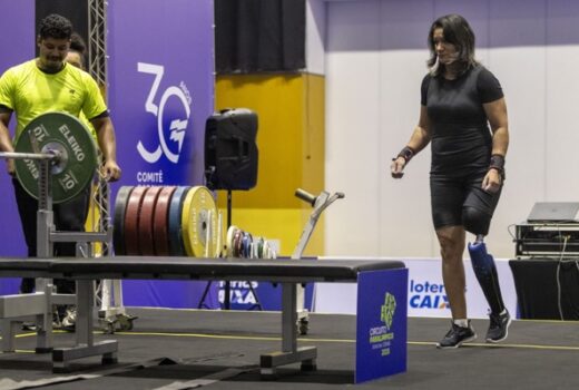 Halterofilismo paralímpico taubateano destaca dupla 9