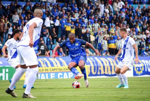 São José vence no clássico de estreia na Copa 4
