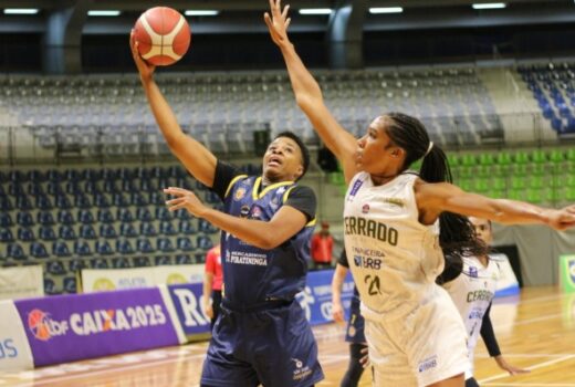 Basquete feminino joseense fecha fase com vitória 12