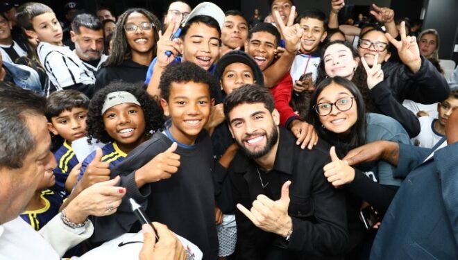 Yuri Alberto é homenageado em sua cidade 1