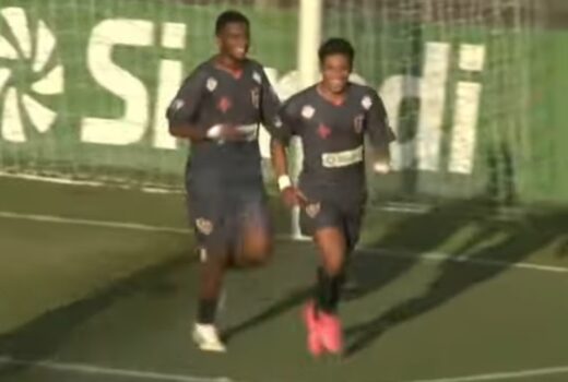 Manthiqueira joga e pode ser a última em casa 9