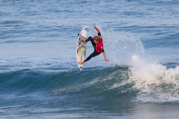 Surfe destaca competidores da casa em Ubatuba 3