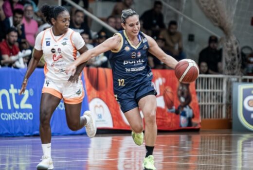 Basquete feminino perde e haverá desempate 1