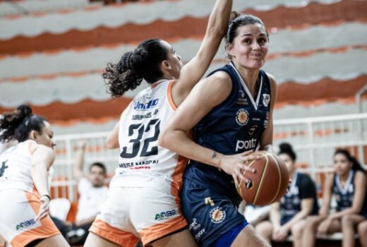 Basquete feminino joseense sofre primeira derrota 3