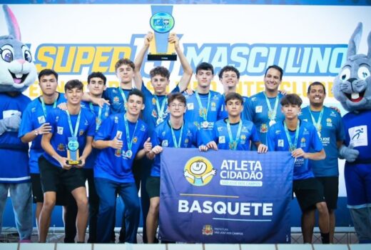 Basquete joseense festeja conquista com a base 5