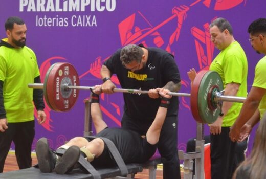 Halterofilismo de Taubaté traz medalhas de meeting 2
