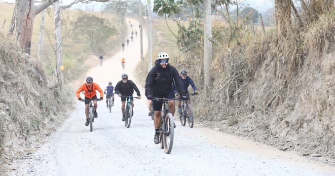 Passeio ciclístico teve 450 em 55 quilômetros 1