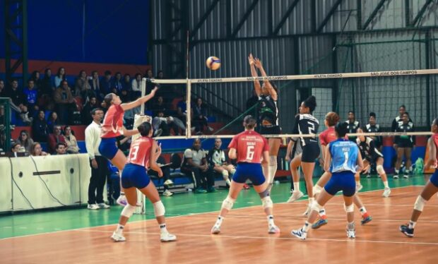 Vôlei joseense feminino vence a primeira na Superliga 1