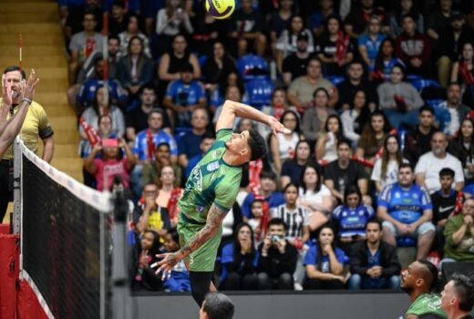 Vôlei São José ficou sem chances contra o líder 2