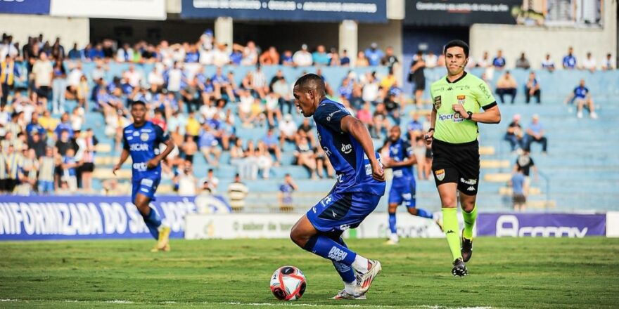 São José formaliza a liberação de 16 jogadores 1