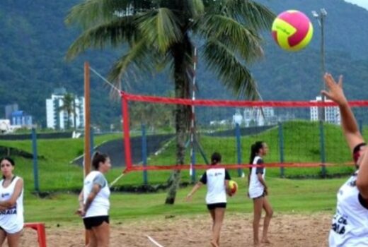 Caraguatatuba tem circuito de vôlei de praia 14
