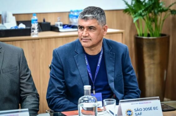 São José mantém comando do futebol 2