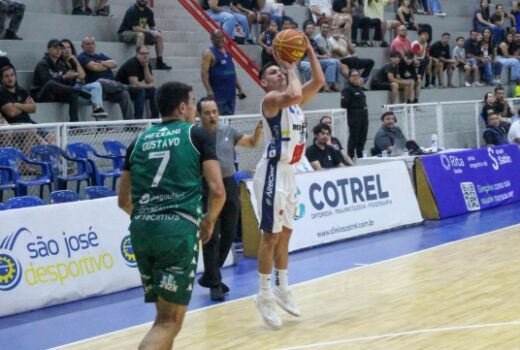 São José Basketball fecha fase diante da torcida 11