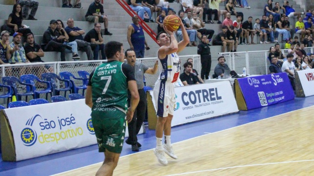 São José Basketball fecha fase diante da torcida 1