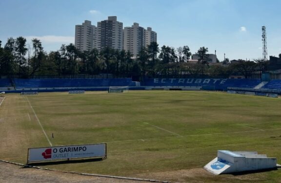 Taubaté anuncia curso que vale espaço no clube 1
