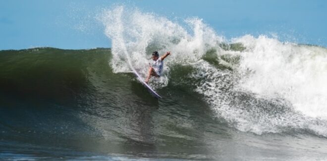 Seleção do surfe segue completa no Mundial 1