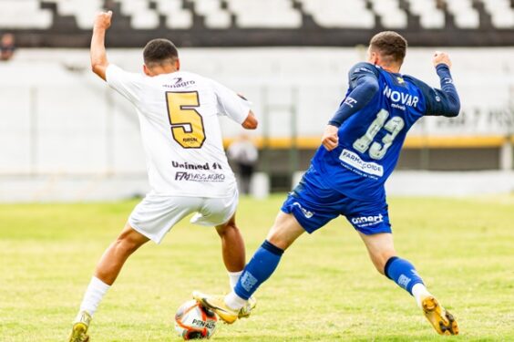 São José joga mal e abre mata-mata com derrota 1