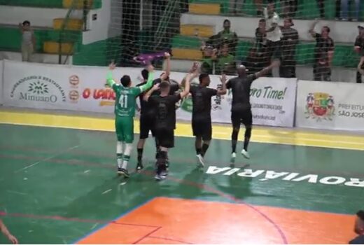 Pinda Futsal elimina São José e vai às semifinais 7