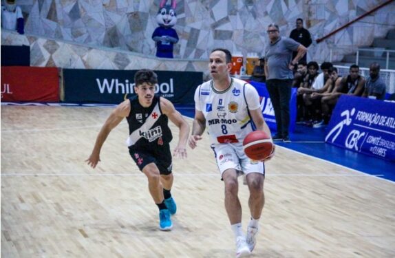 São José Basketball vence na primeira em casa 1