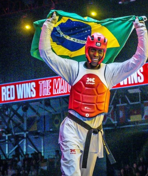 Taekwondo joseense festeja campeões mundiais 2
