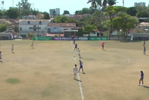 Futebol feminino da região tem confronto direto 8