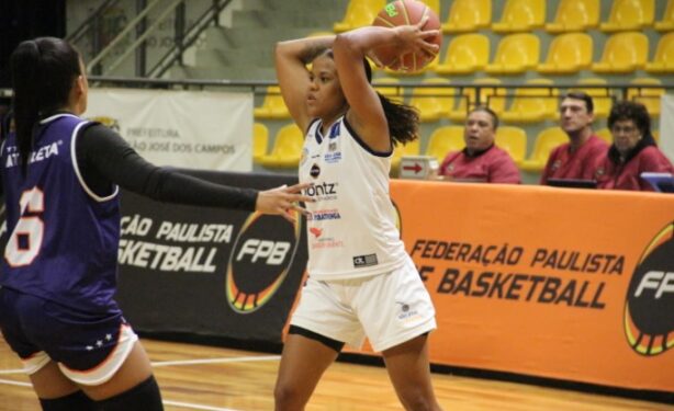 Basquete joseense impõe seu jogo no Teatrão 1