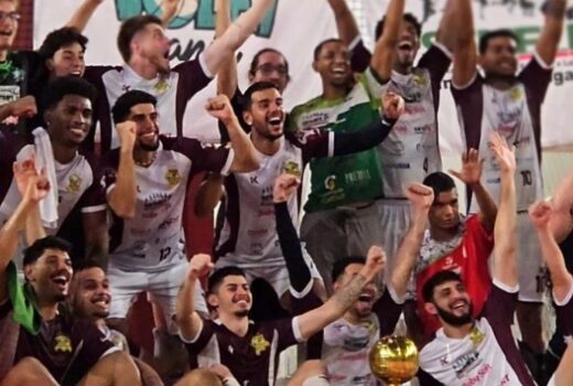 Vôlei Pinda festeja título do Paulista de acesso 7