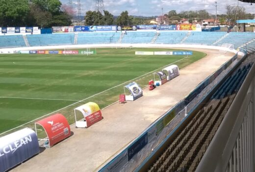 São José procura jogadores e prepara o estádio 1